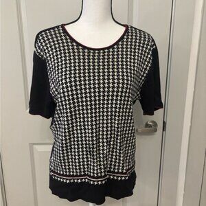 Emma James black/white houndstooth sweater top size L